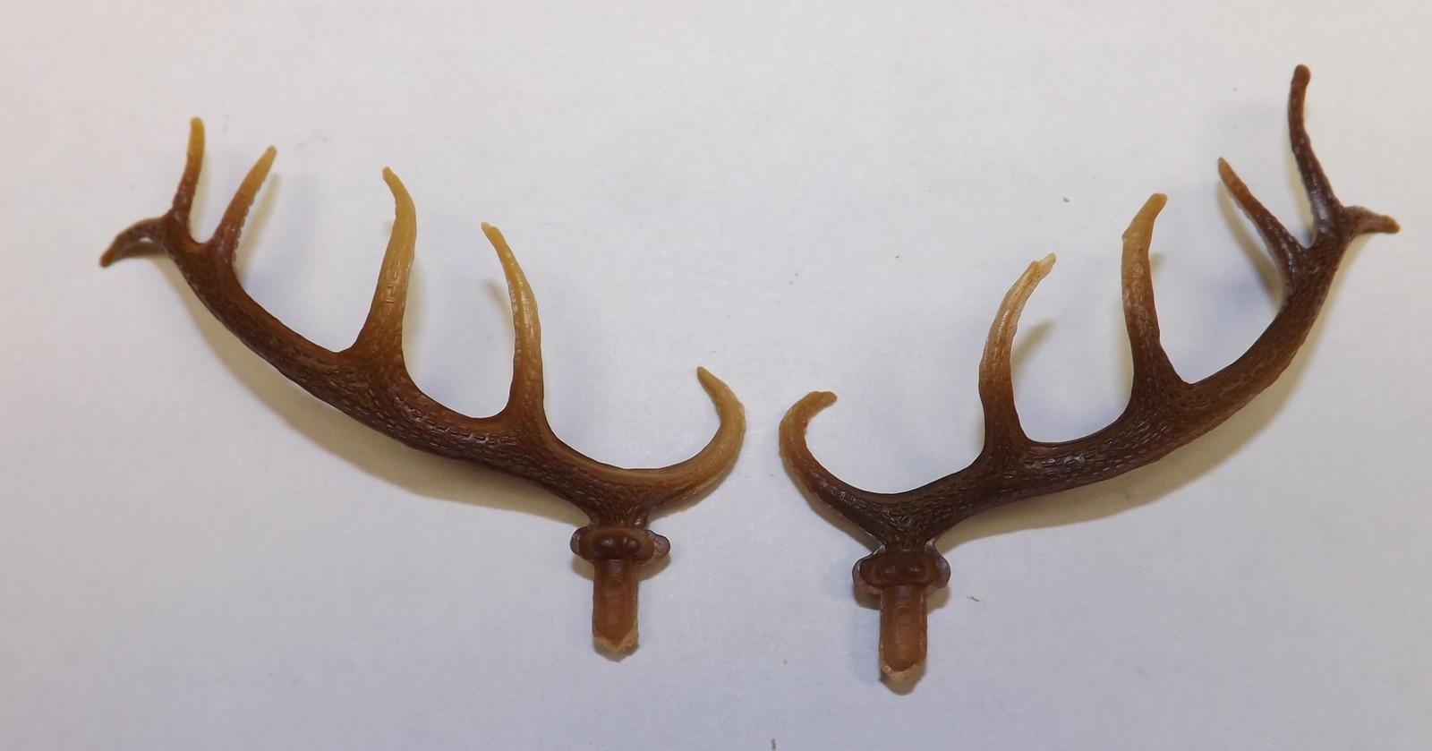 Cuckoo Clock Deer Antlers Hunter Case 3 1/2\