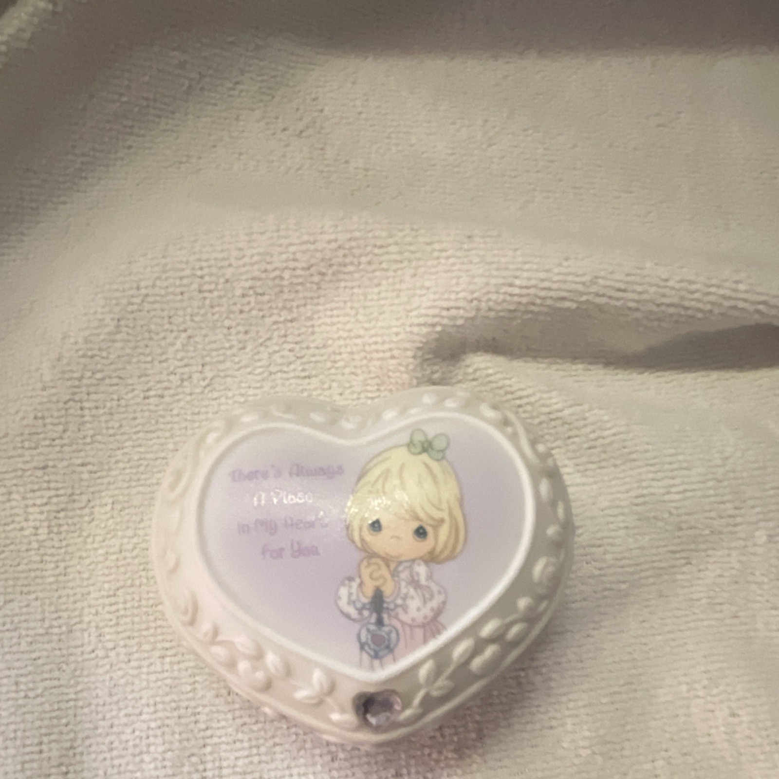 Precious Moments Heart Trinket Box w/ Lid Ceramic Girl Hearts White/Purple 2002