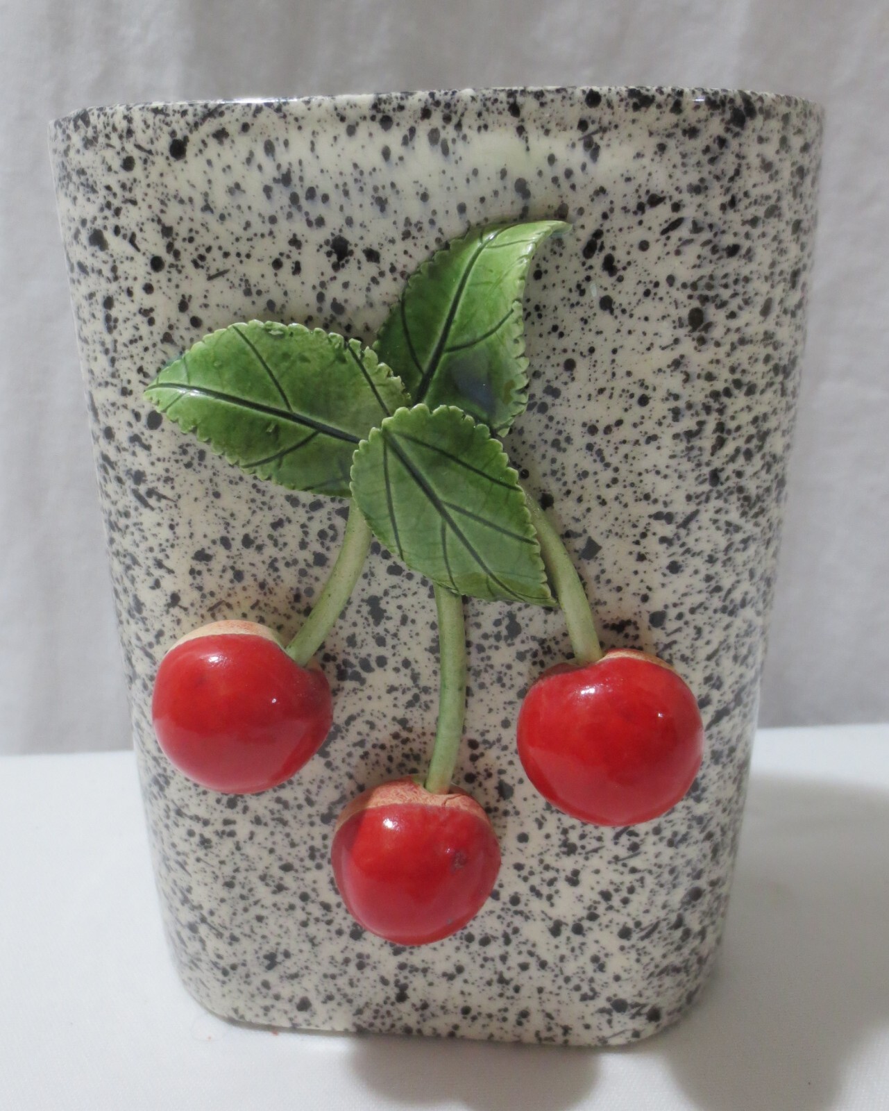 Rare Vintage Antique Lovina California Pottery Cherry Vase 1950\'s Rare Vintage Antique Lovina California Pottery Cherry Vase 1950\'s