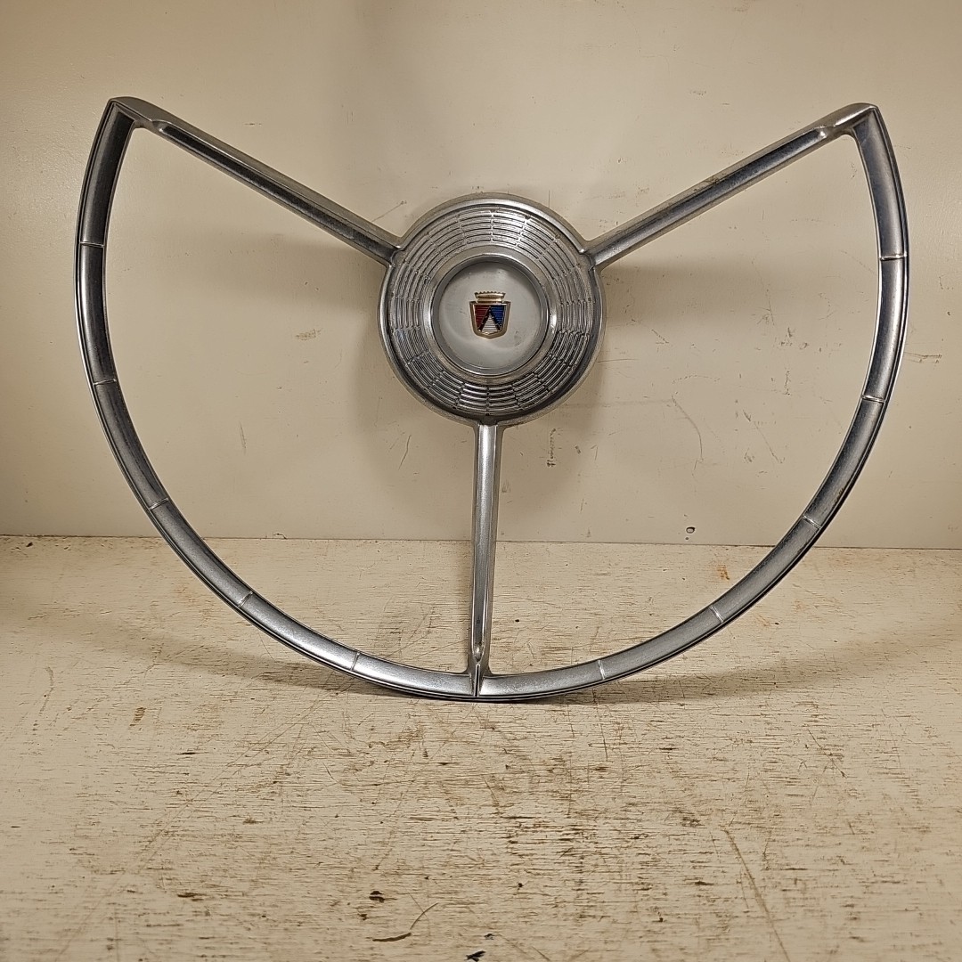 USED FORD FEG-3624-BW 1957 1958 FAIRLANE CHROME STEERING WHEEL HORN RING