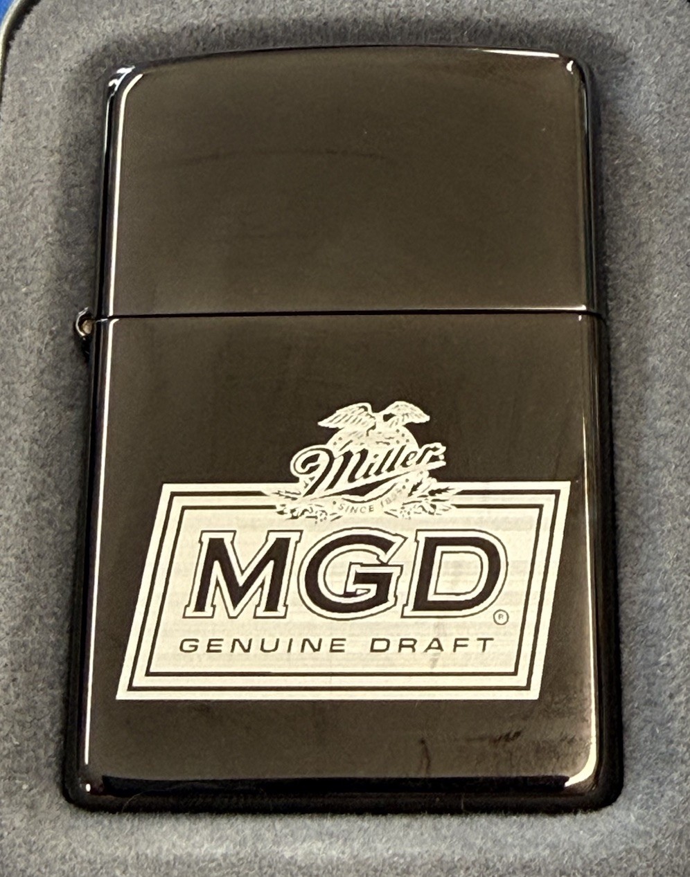 ZIPPO 2005 MILLER GENUINE DRAFT MIDNIGHT CHROME LIGHTER SEALED IN BOX D936
