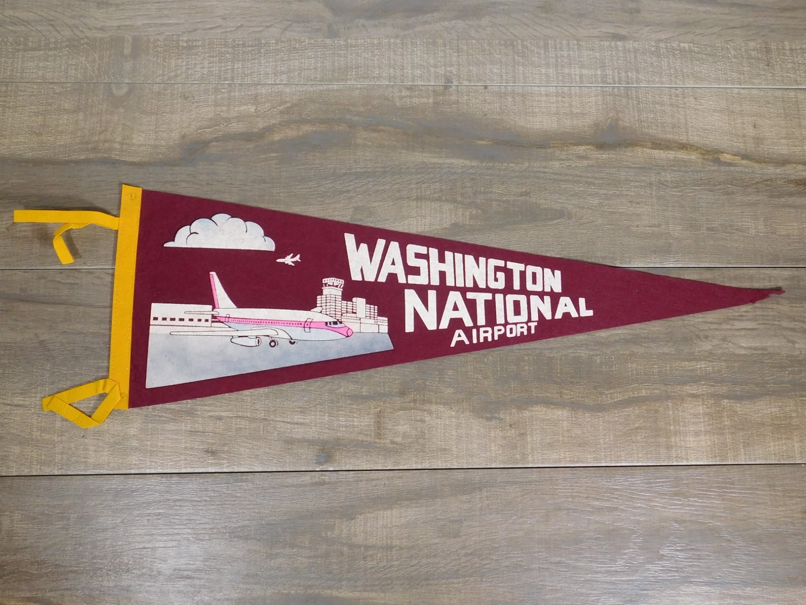 Vintage 1950s WASHINGTON NATIONAL AIRPORT D.C. Aviation History 27x9 Pennant