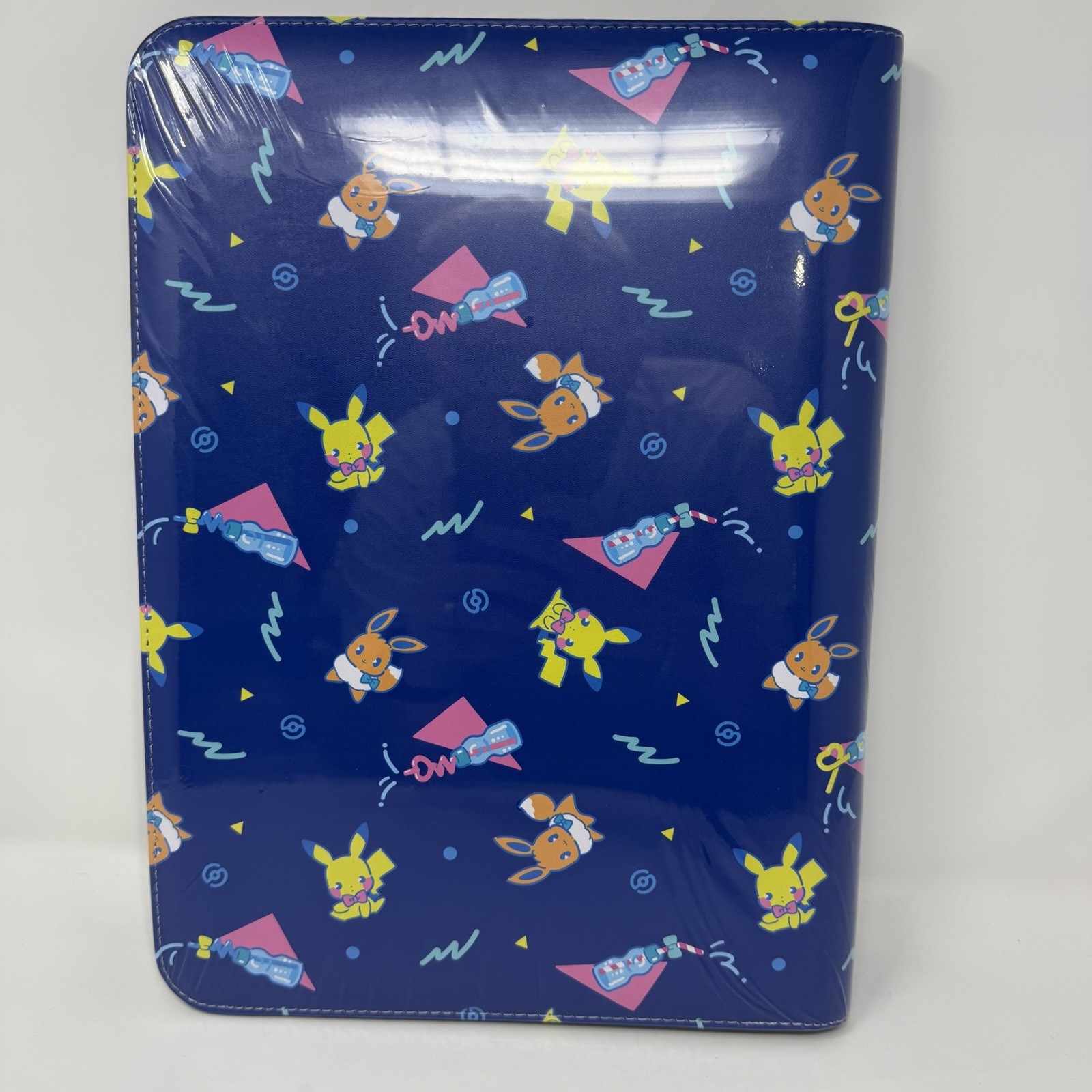 Pokémon TCG Pokémon Pikachu & Eevee Soda Pop Zip Binder- Pokemon Center Official Pokémon TCG Pokémon Pikachu & Eevee Soda Pop Zip Binder- Pokemon Center Official