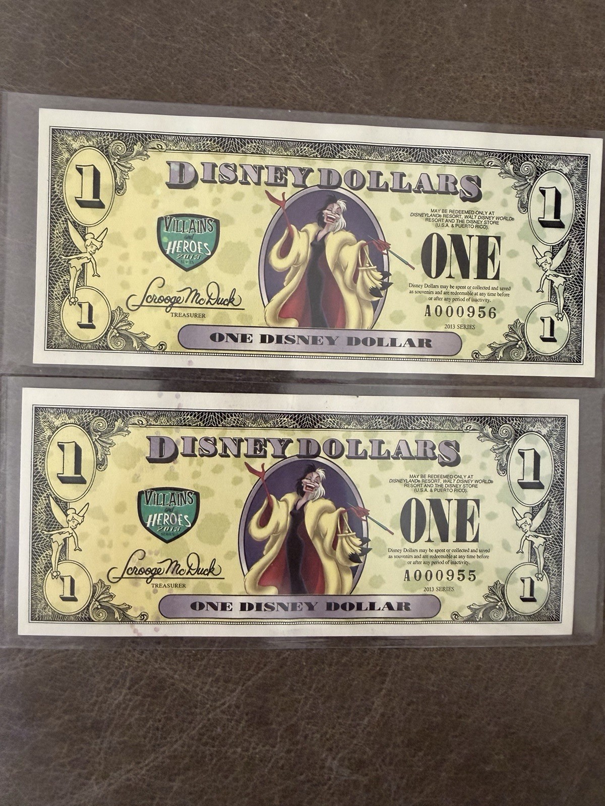 RARE Disney Dollar: 2013 Cruella \ RARE Disney Dollar: 2013 Cruella \