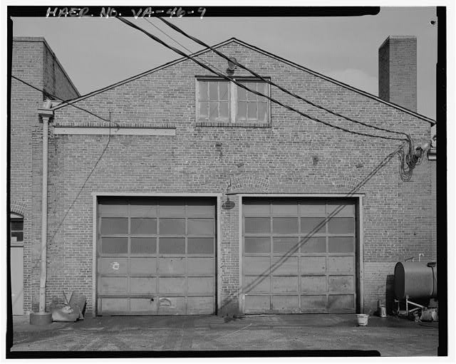 Photo:Newport News VA Original Building South Doors Railway 1900s