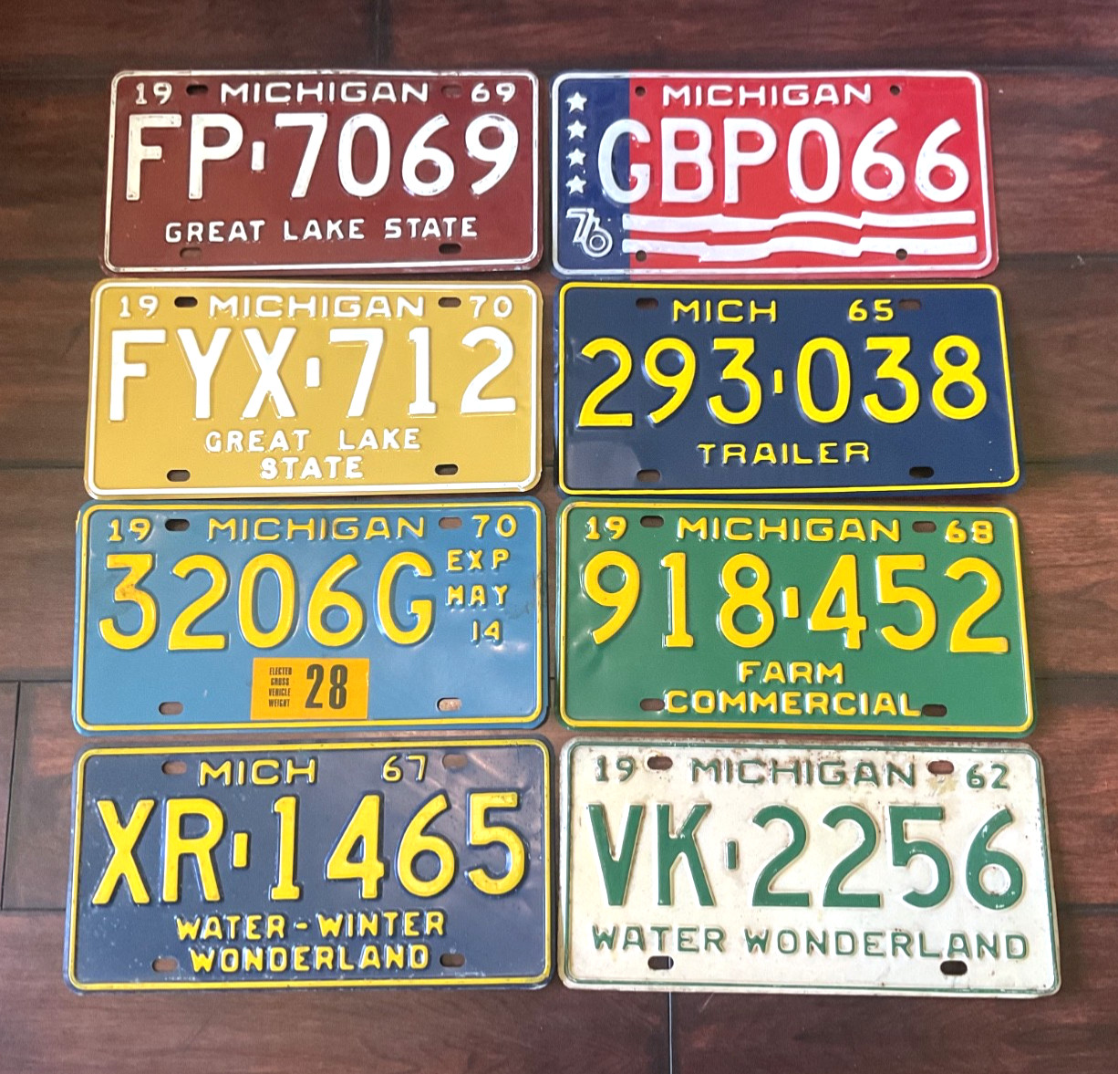 RARE LOT OF 8 MICHIGAN LICENSE PLATES 1969 1970 1967 1976 1965 1968 1962 NICE