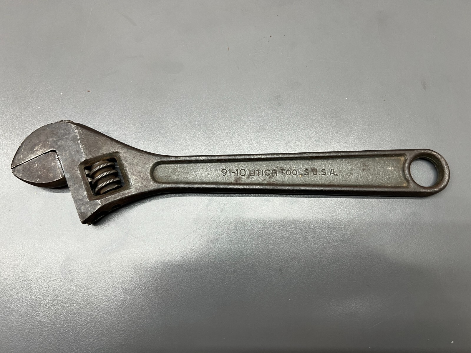 (E) VINTAGE UTICA TOOLS 91-10 10