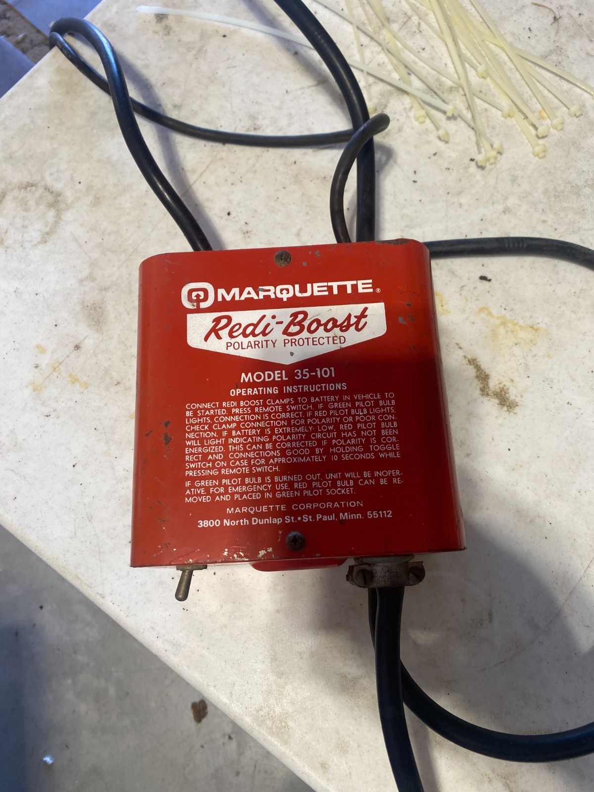 VINTAGE MARQUETTE BATTERY BOOST  RediBoost 35-101 JUMP STARTER