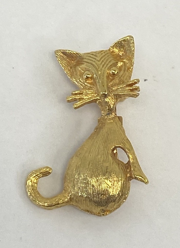 Vintage Cat Kitten Gold Tone MCM Brooch / Pin - 1.5” X 1” Vintage Cat Kitten Gold Tone MCM Brooch / Pin - 1.5” X 1”