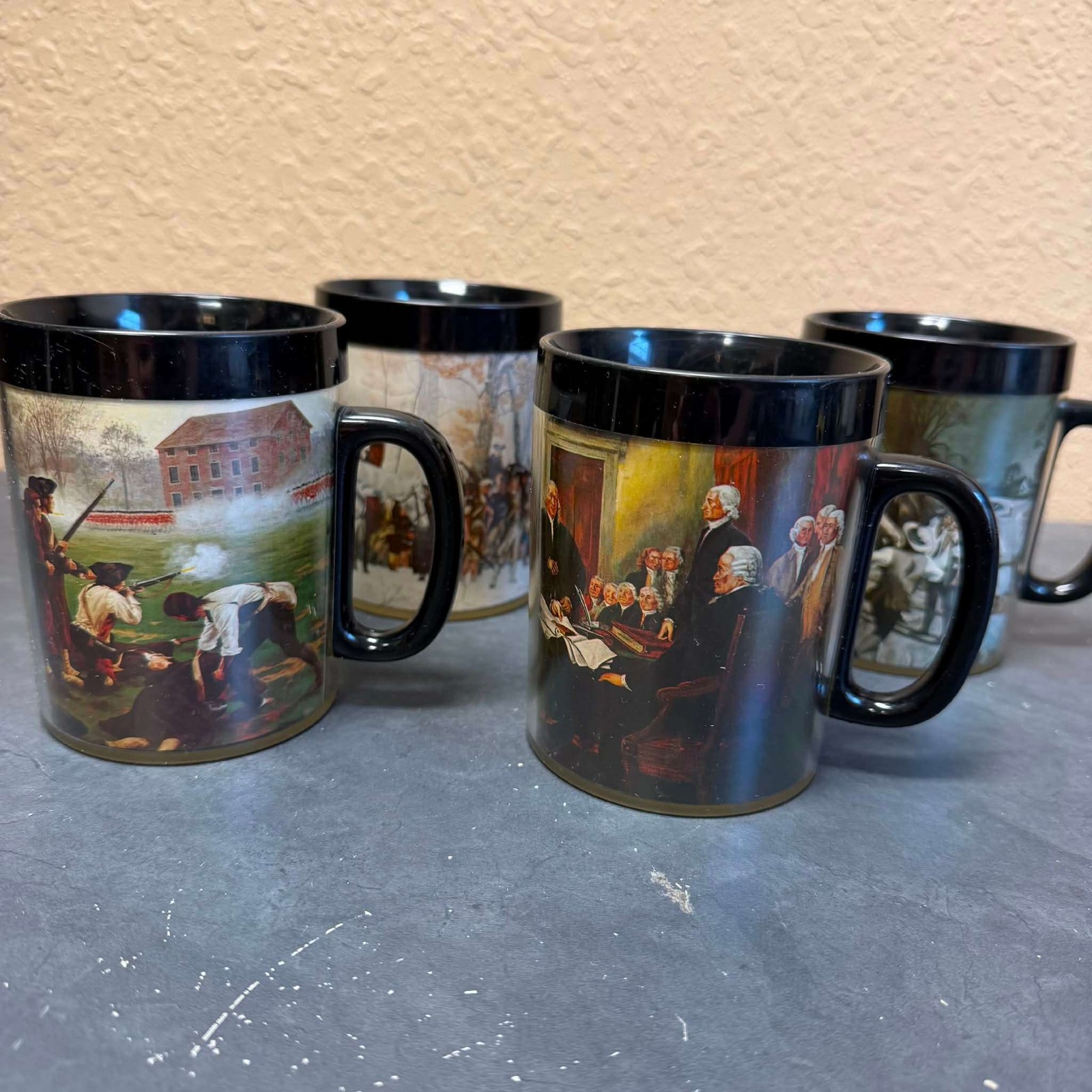 Thermo-Serv Insulated Coffee Mugs Set 4 Revolutionary War Scenes Vintage