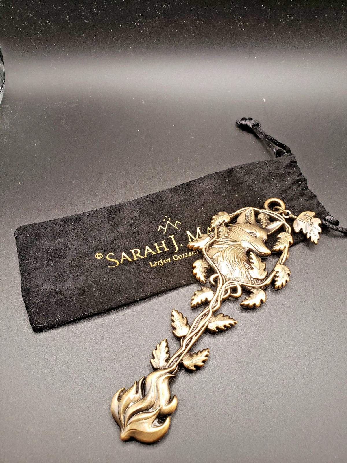 Litjoy Acotar Fox Autumn Court Collectible Key Sarah J Maas *SOLD OUT* Litjoy Acotar Fox Autumn Court Collectible Key Sarah J Maas *SOLD OUT*