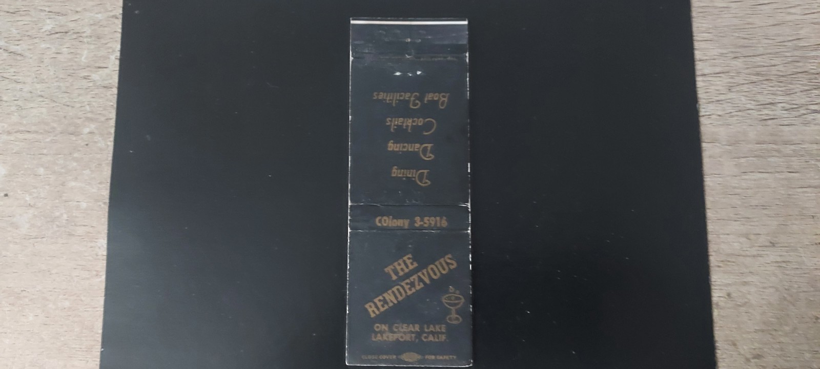 THE RENDEZVOUS ON CLEAR LAKE LAKEPORT CALIFORNIA VINTAGE MATCHBOOK COVER