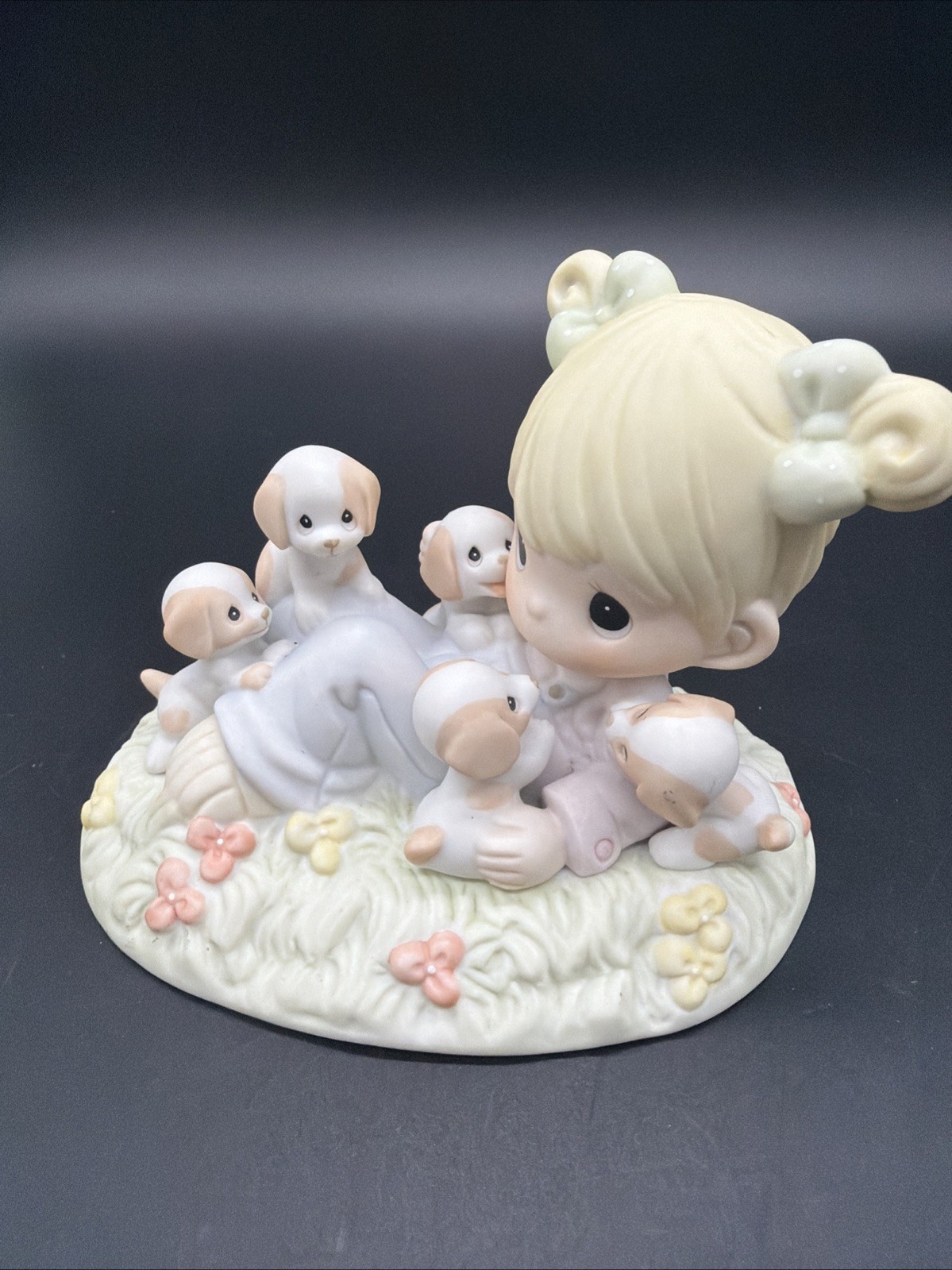 Enesco Precious Moments Figure They Call It Puppy Love 2006  #630012