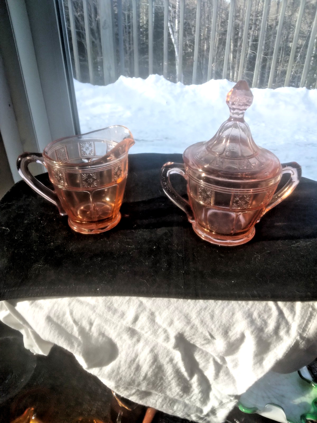 Vintage Jeanette 1930\'s Doric Pattern Pink Depression Creamer & Sugar Bowl w Lid
