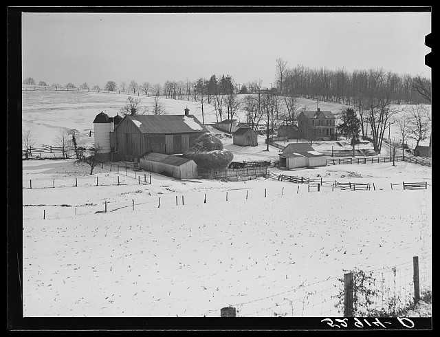 Photo:Frederick Maryland Farm 1940 Winter Snow Barns Rural Scene