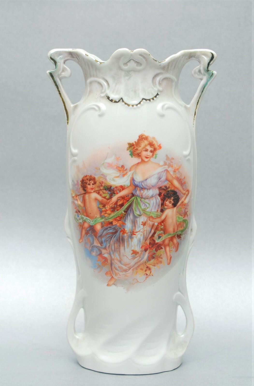 ANTIQUE VASE GERMANY 2926 CHERUB ANGELIC DOUBLE HANDLED SCENIC VICTORIAN POTTERY