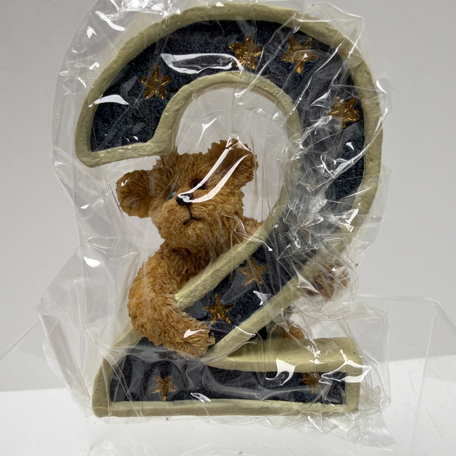 2001 Boyds Bears #2 Bearstone  T.T. Beanster  #24101 RETIRED New In Box