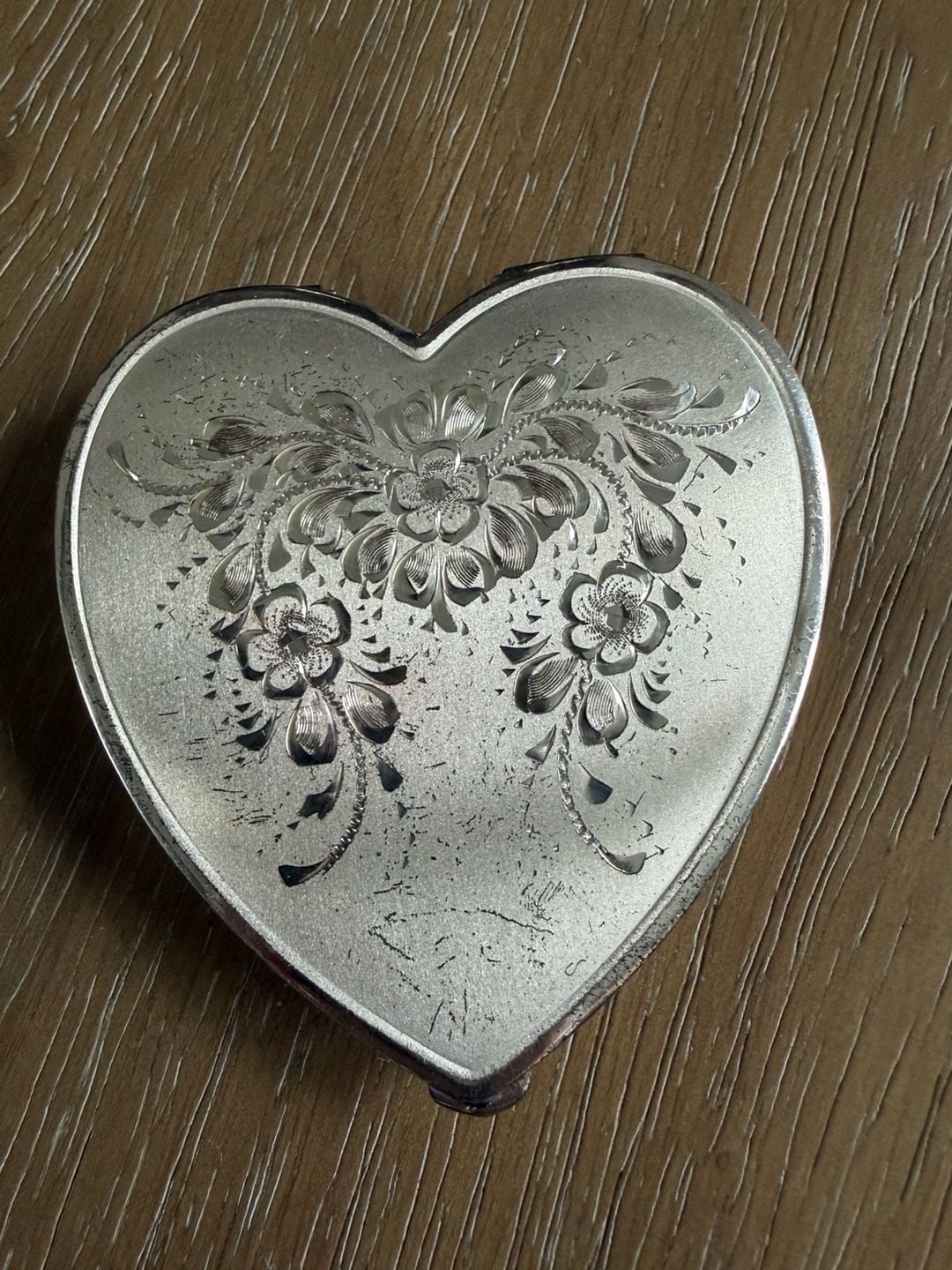 Vintage Sterling Silver Heart Powder Compact Mirror Floral Engraved