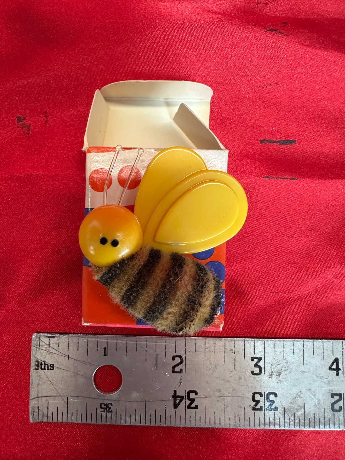 Vintage 70s Avon Fragrance Glace Pin Pal  - Bumbley Bee New in Box