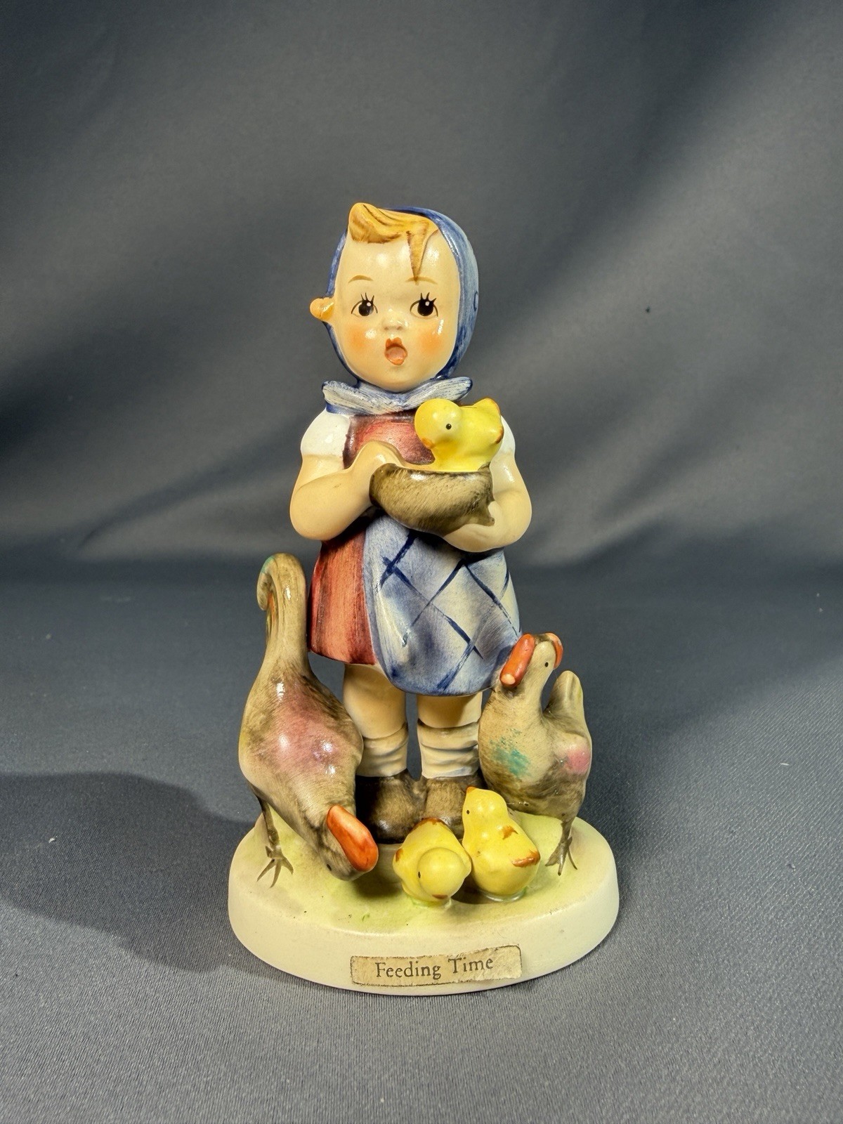 Vintage M.I. Hummel Feeding Time 199/0 TMK-3 Goebel W. Germany 4.5” Figurine