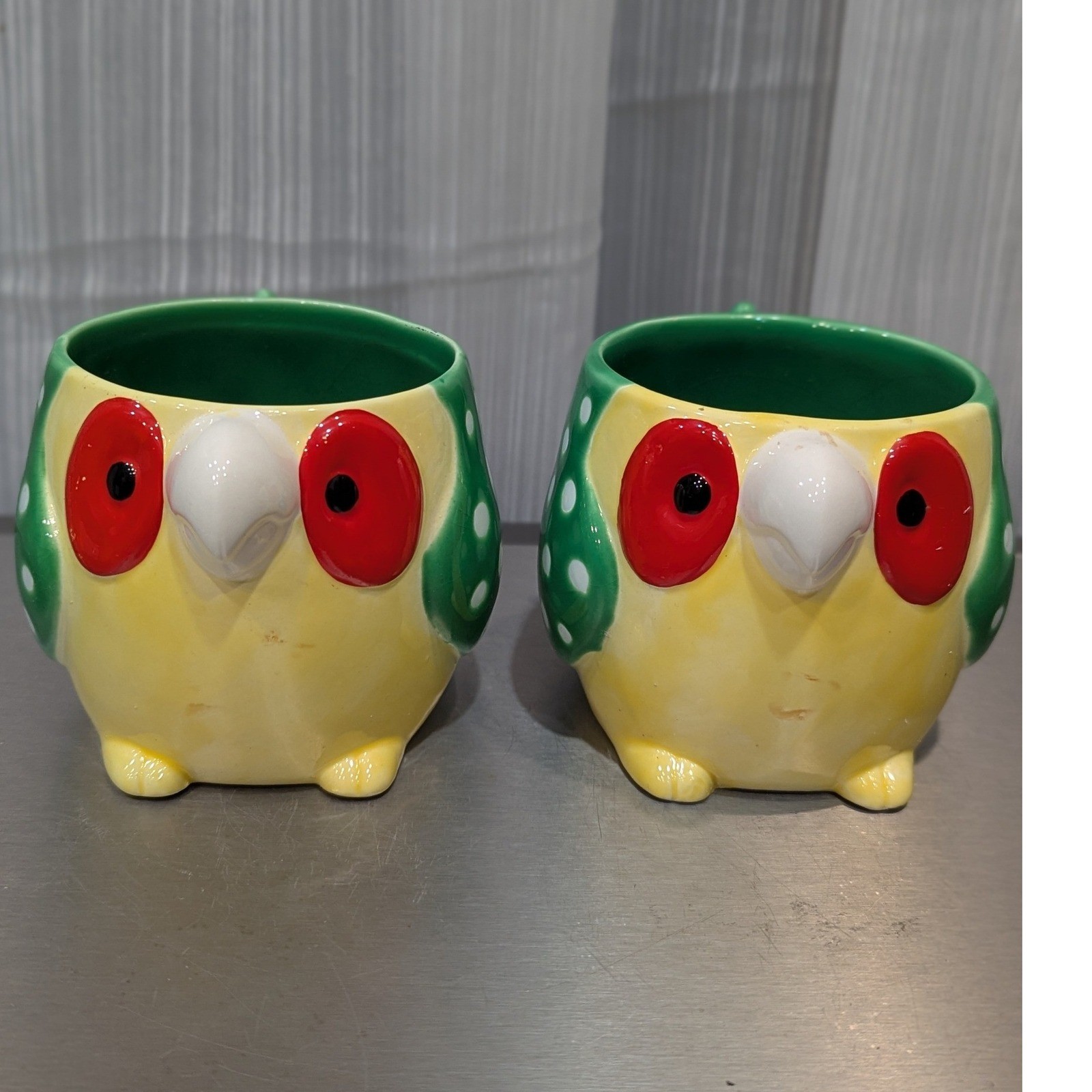 Fitz and Floyd Vintage 1979 Caribbean Parrot Mugs Set of 2 Yellow Green FITCAPA