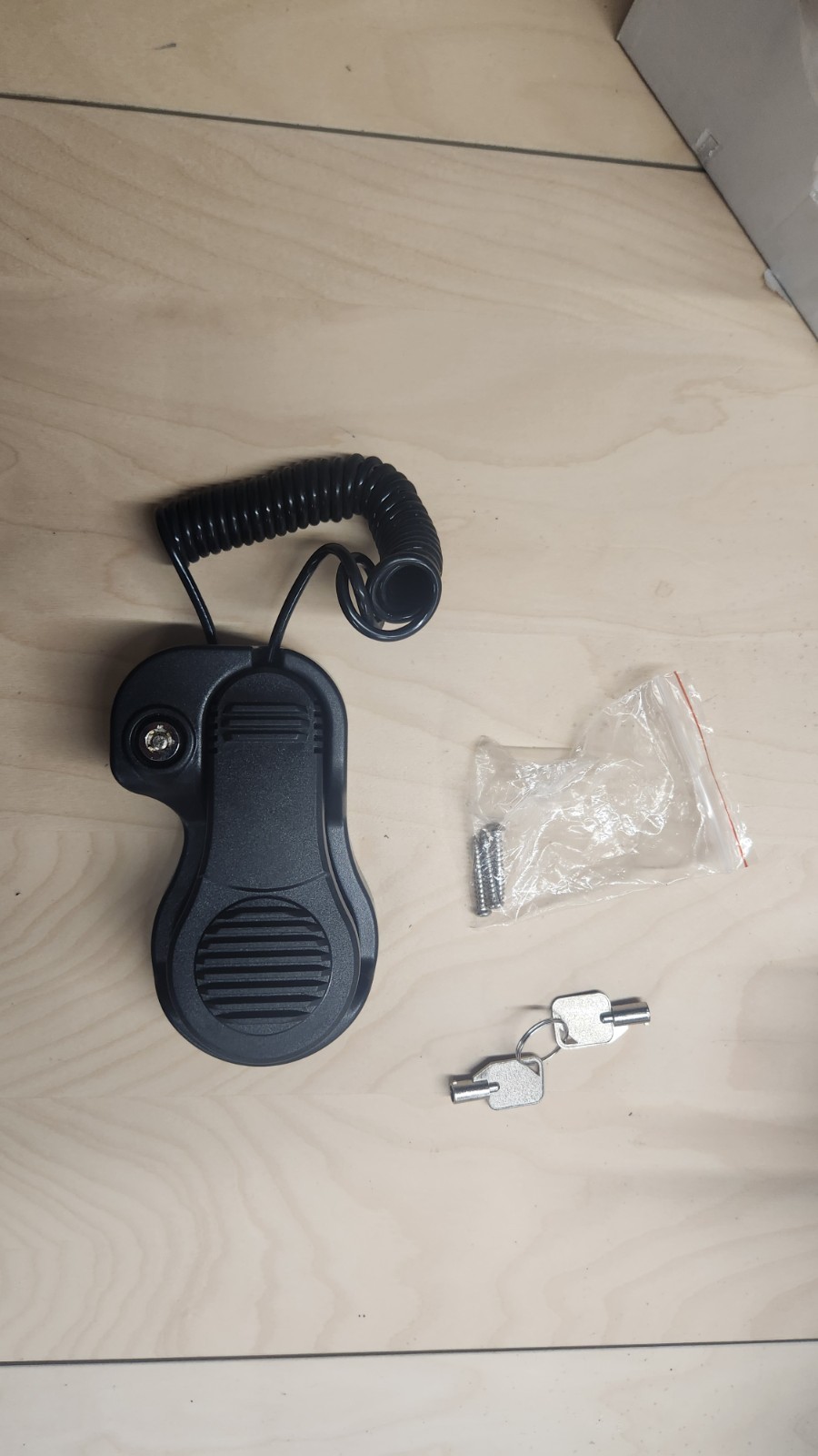 Sensormatic MKD601 Magnetic 5 and 9kG Detacher Security Magnet Key