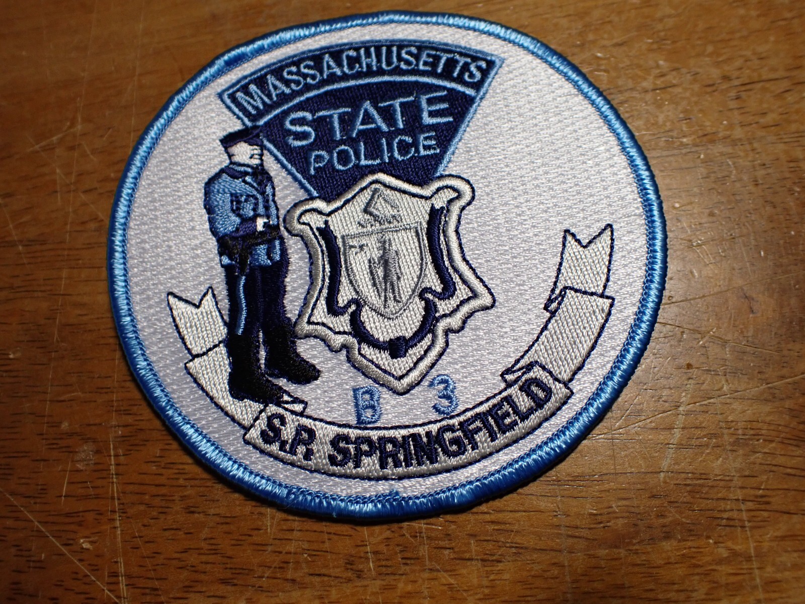 MASSACHUSETTS STATE POLICE SP  SPRINGFIELD   B-3 VINTAGE OBSOLETE SHOULDER PATCH