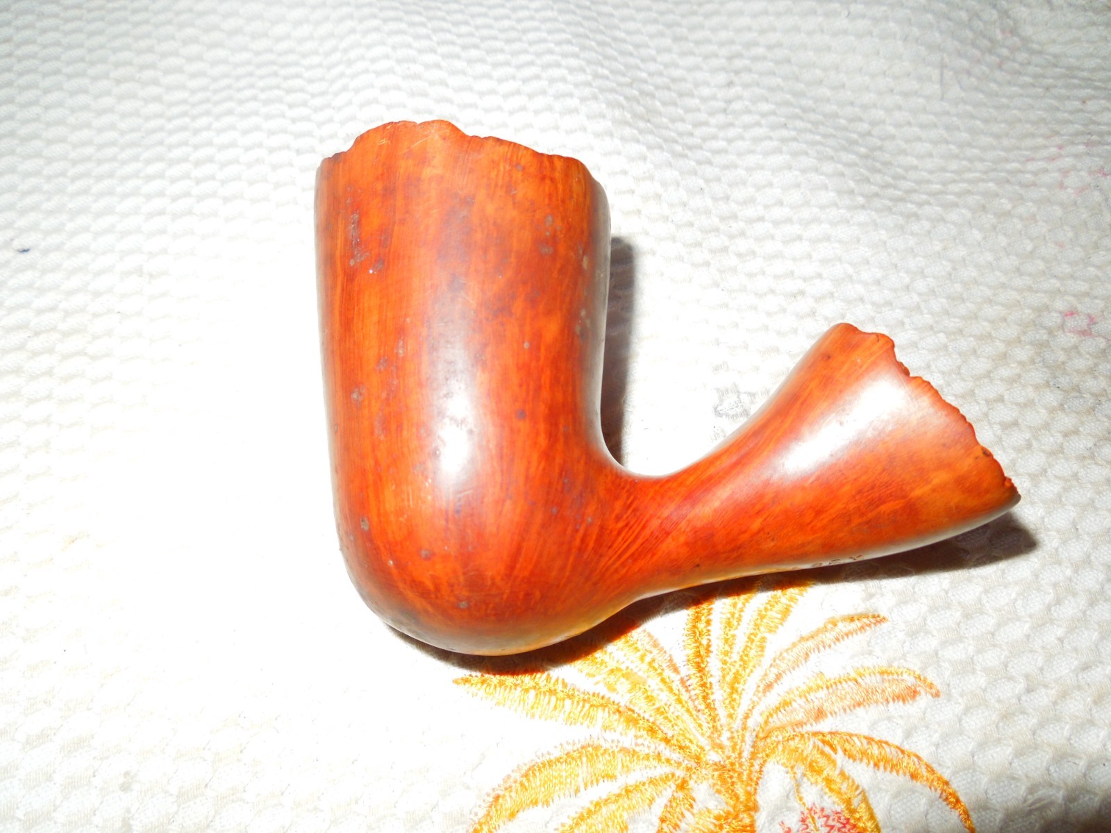 RARE 1973 WOOLSEY ESTATE PIPE. STRAIGHT GRAIN. UNIQUE HAND CARVED SHAPE NO STEM