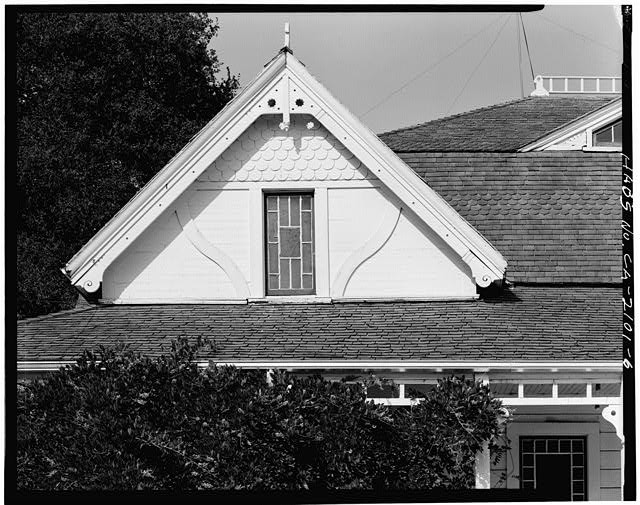 Photo:Morgan Hill CA Villa Miramonte Front Gable 1900s House Architecture