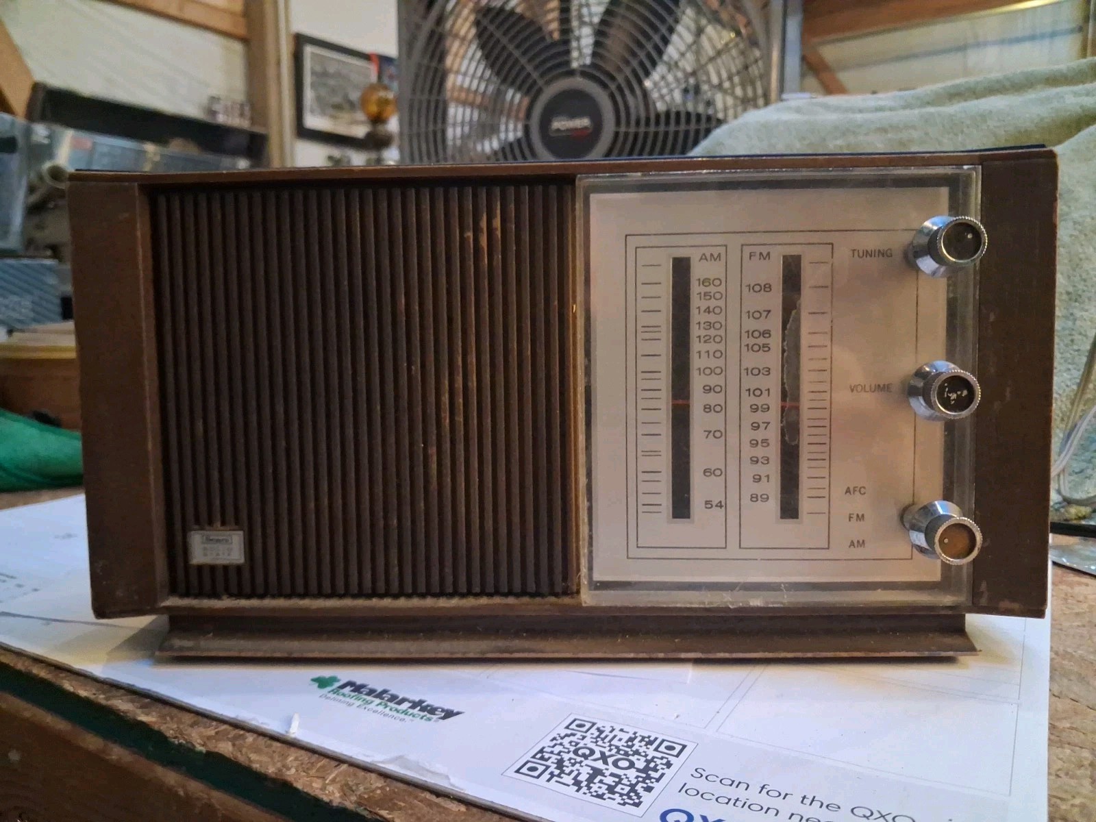 vintage sear solid state “silverstone” transistor radio Model 132.20360000 vintage sear solid state “silverstone” transistor radio Model 132.20360000