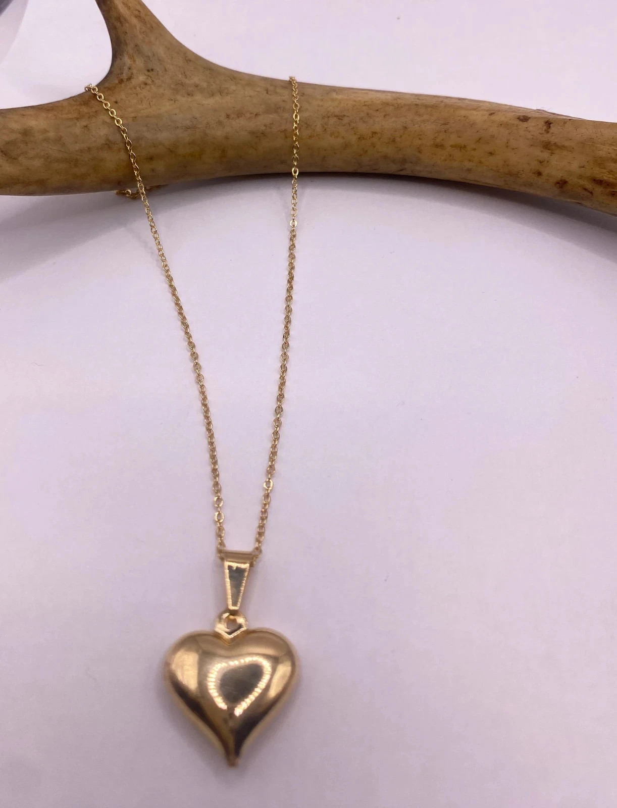 Delicate Puffed Heart Charm Pendant Necklace 18\