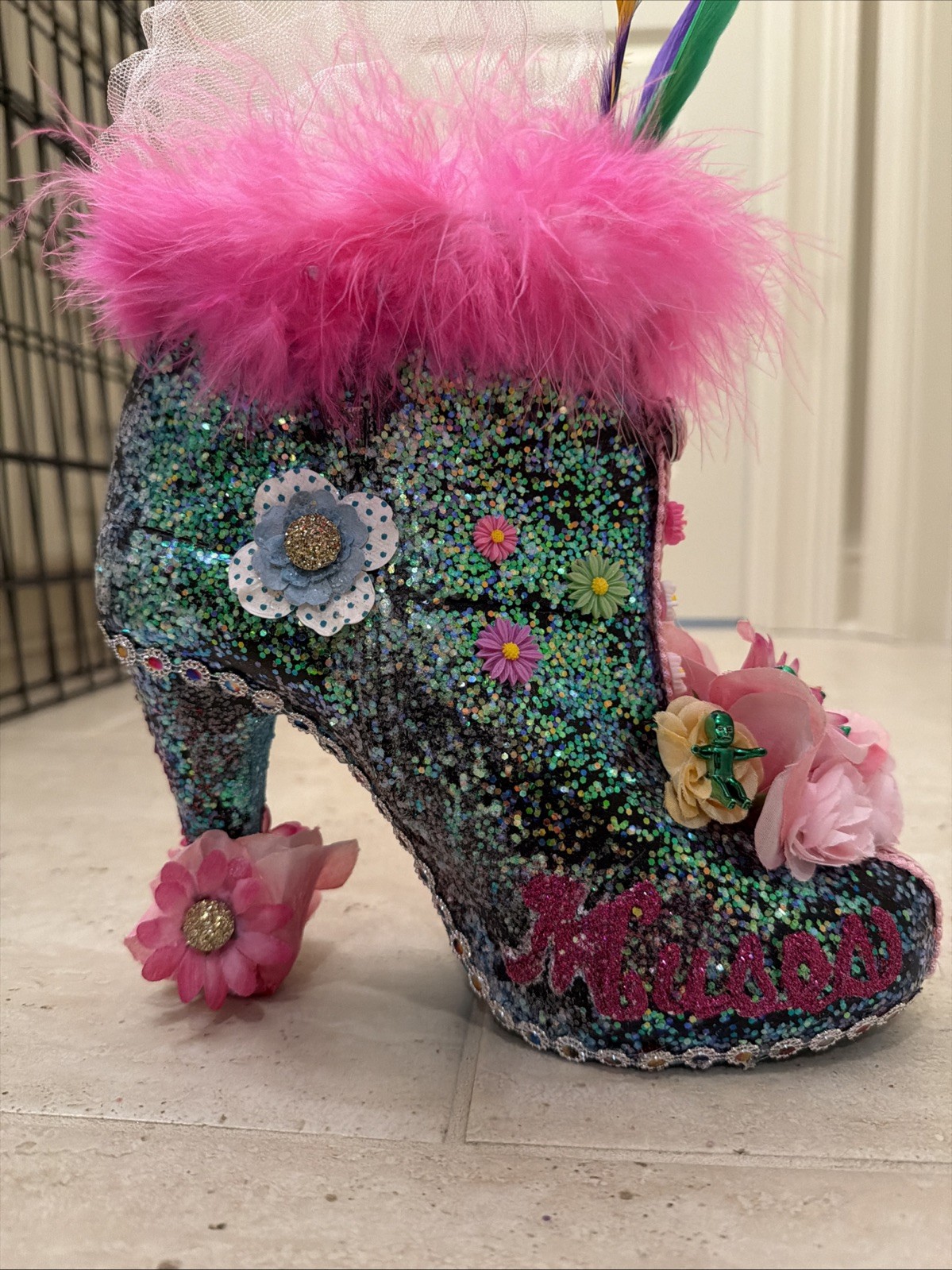 Krewe of Muses Parade Shoe Throw Mardi Gras “Mardi Gras Garden” 2026” Not Thrown Krewe of Muses Parade Shoe Throw Mardi Gras “Mardi Gras Garden” 2026” Not Thrown