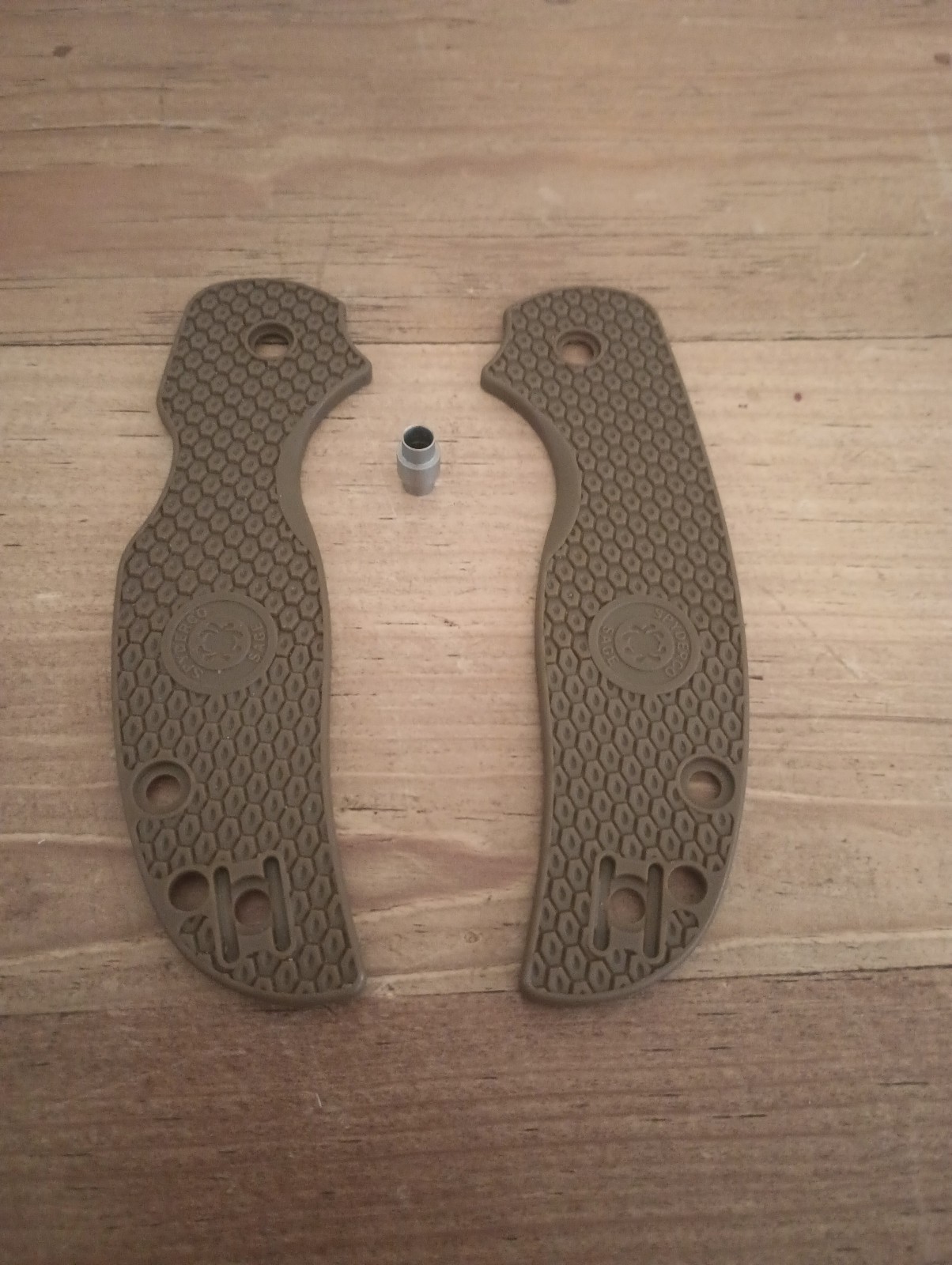 Scales for Spyderco Sage 5 Lightweight, Brown