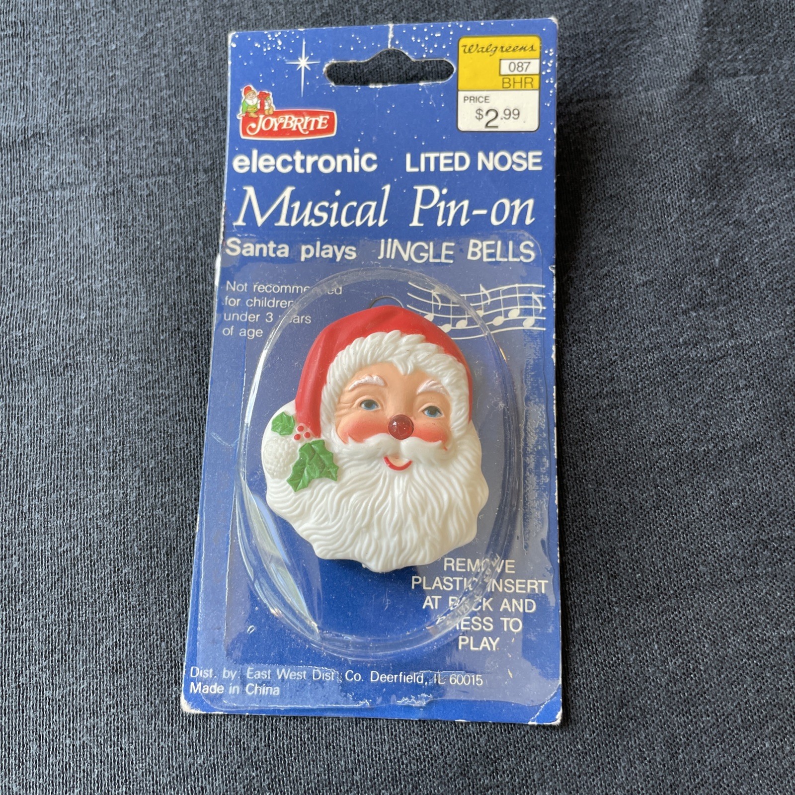 Vintage Joybrite Electronic/Lighted Musical Santa Claus Pin-On Plays Jingle Bell