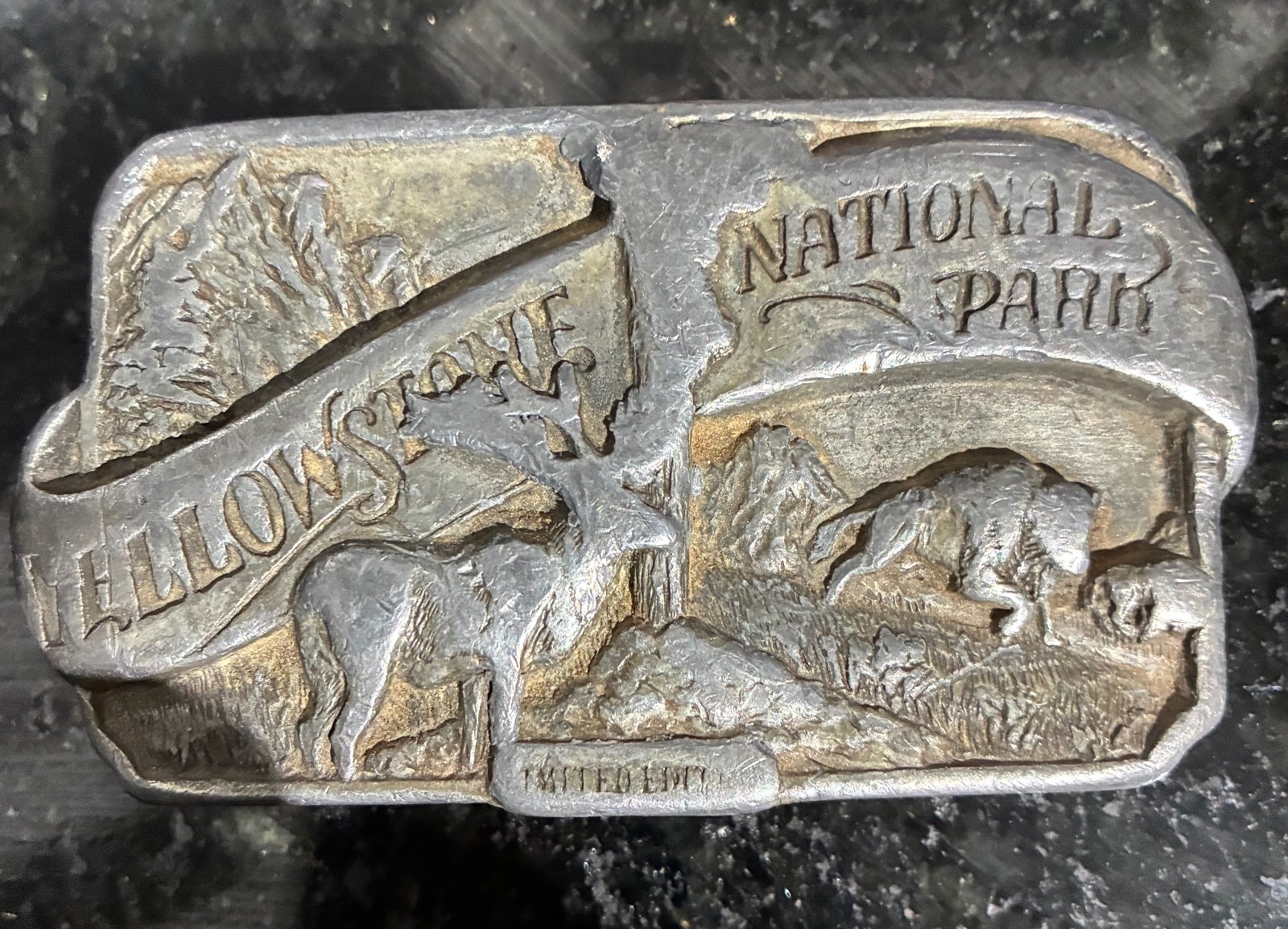 Vintage 1985 Yellowstone National Park Pewter Belt Buckle