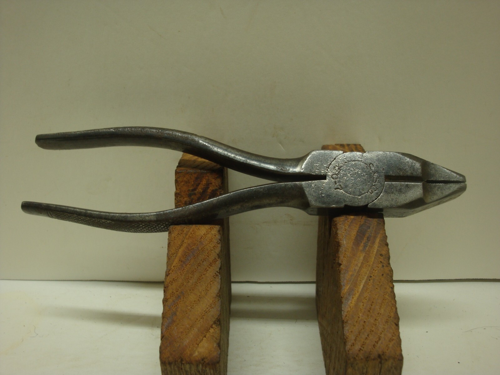 Antique S & H Co. 50-7  7 Inch Lineman Pliers Before Cushion Grip