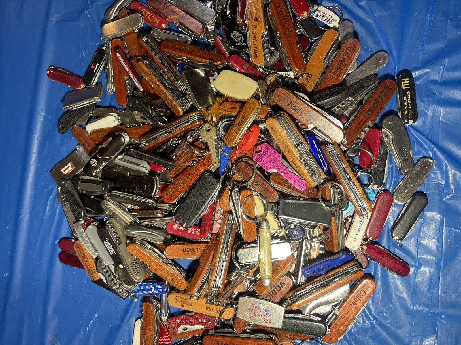 tsa confiscated pocket knives /multitools lot (see description) tsa confiscated pocket knives /multitools lot (see description)