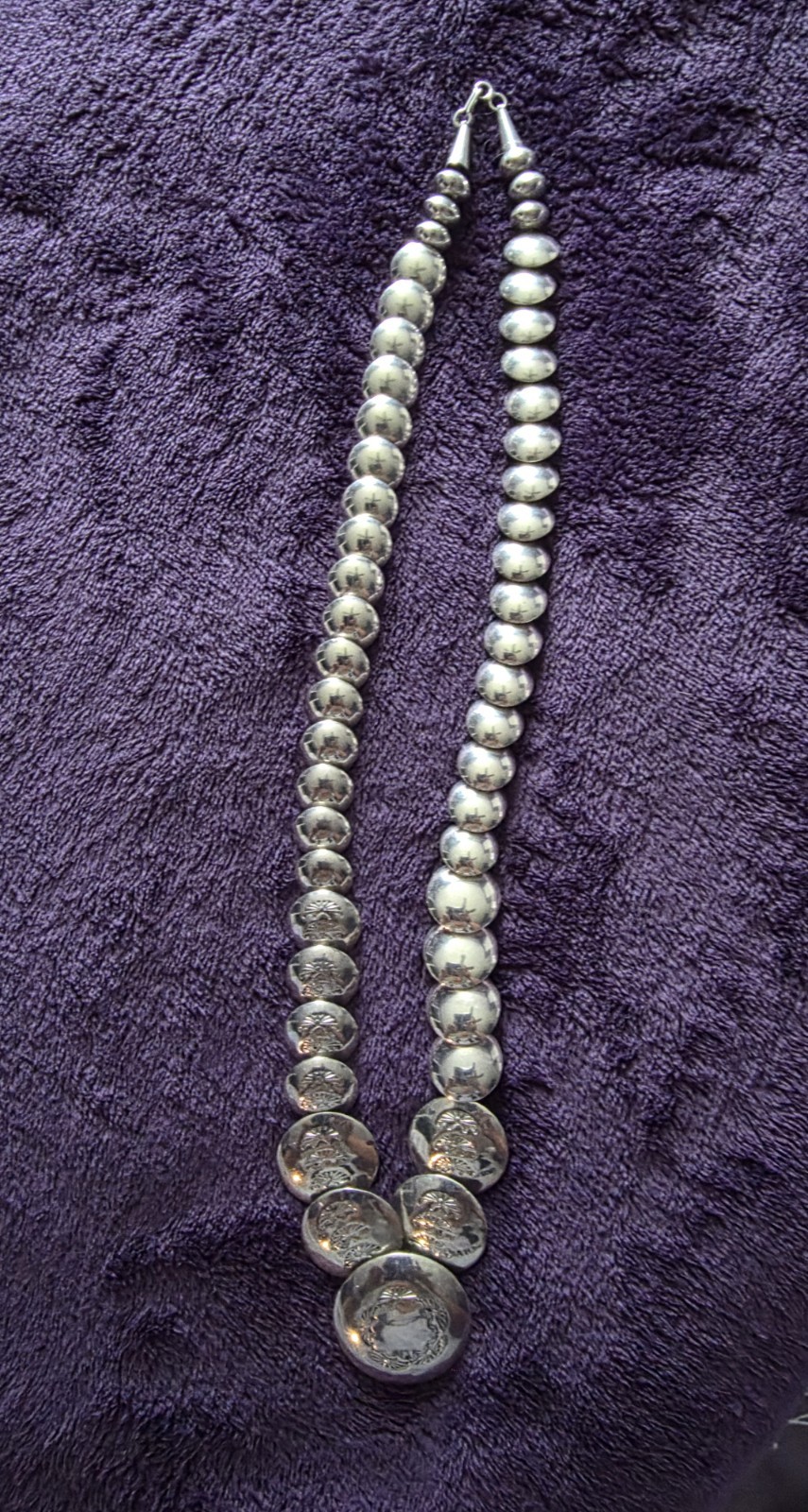 Glamorous Round Concho Bead Vintage Navajo Sterling Silver Necklace