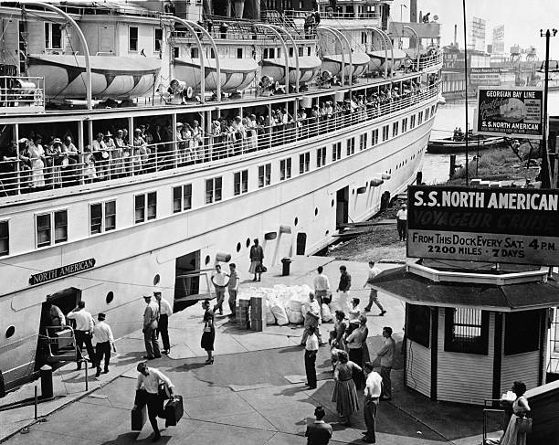 Ss North American Steamboat Docked At The Southeast Corner Of The - Old Photo
