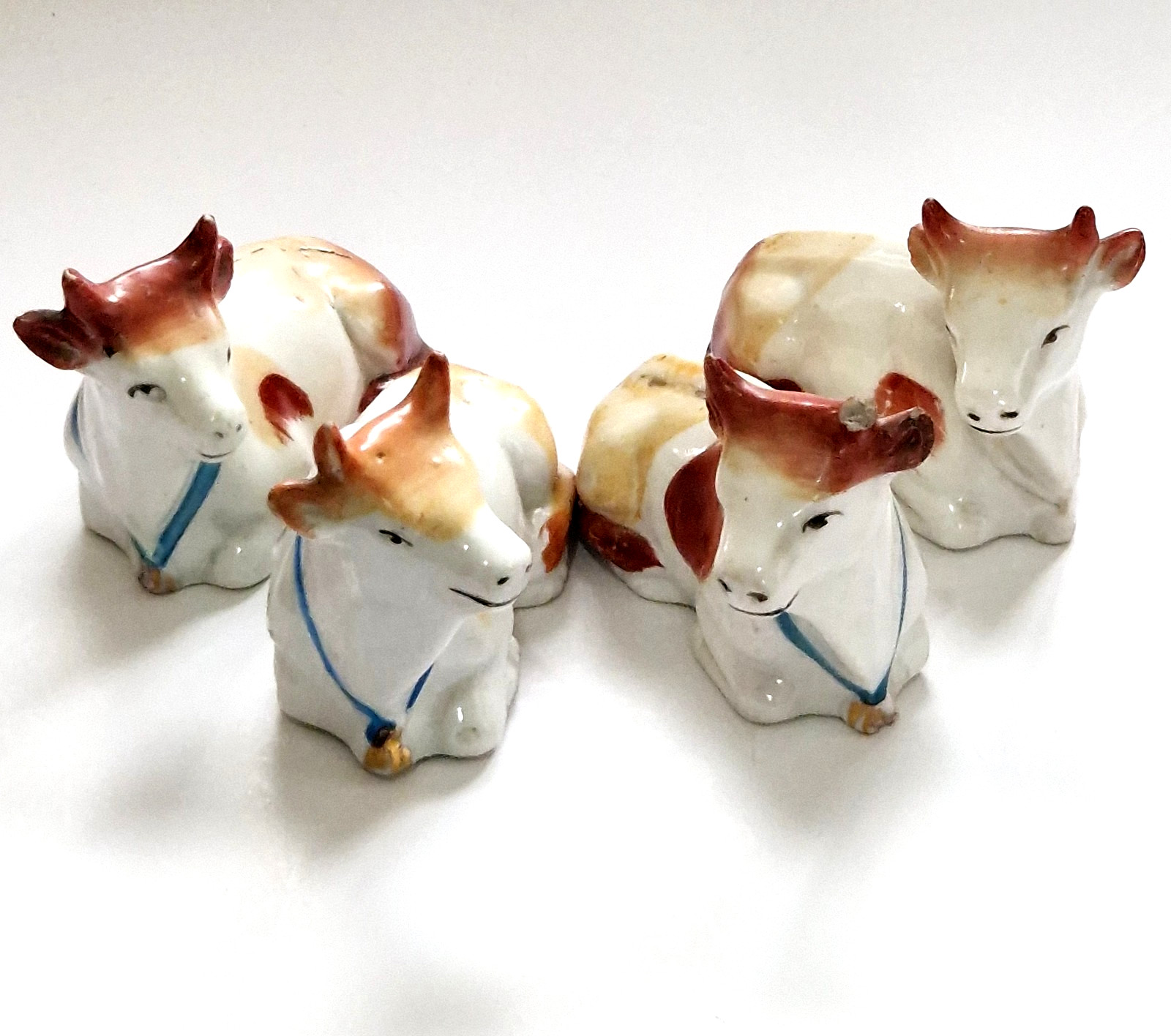 Antique Victorian Staffordshire 4 Recumbent Cow Figures Ayrshire Cattle c1860