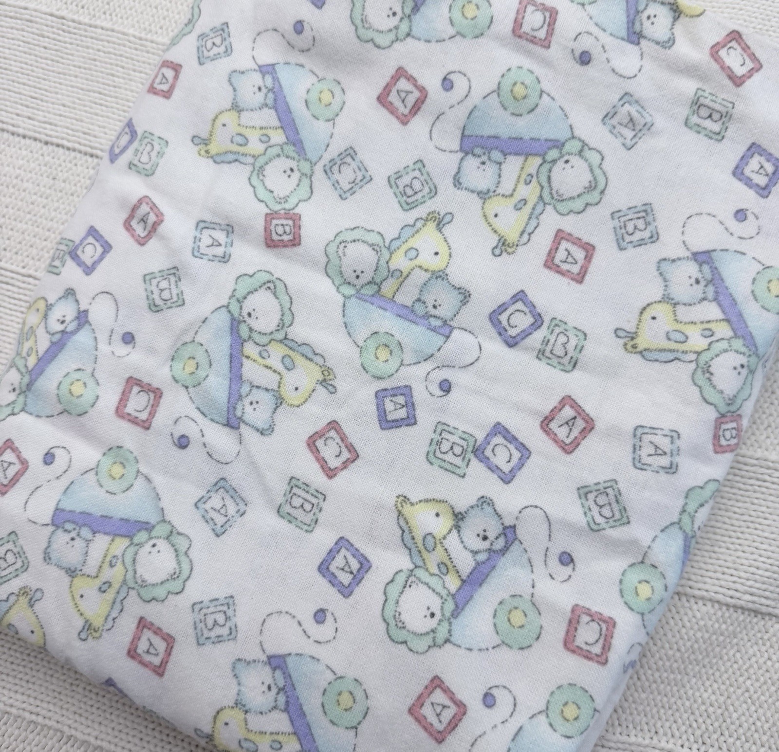 VTG 1997 Timeless Treasures Baby Animals Flannel Fabric Blanket 76x44\