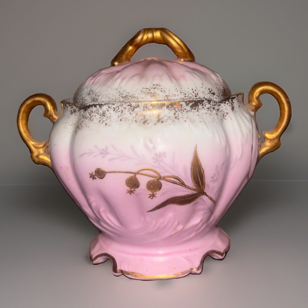 ANTIQUE TETTAU GERMANY PORCELAIN COVERED SUGAR BOWL