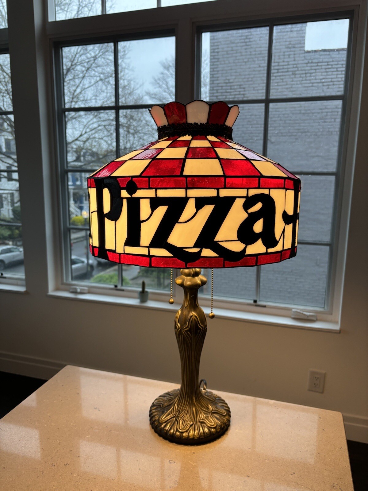Vintage Pizza Hut Lamp -- Tiffany Style Desk Lamp with Iron Stand -- NEW