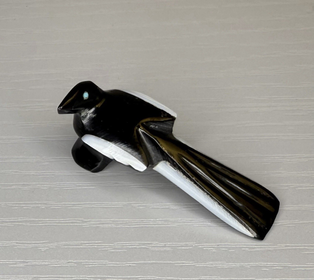 Zuni Fetish -Native American Animal Carving-Black Marble MAGPIE-Calvert Bowannie