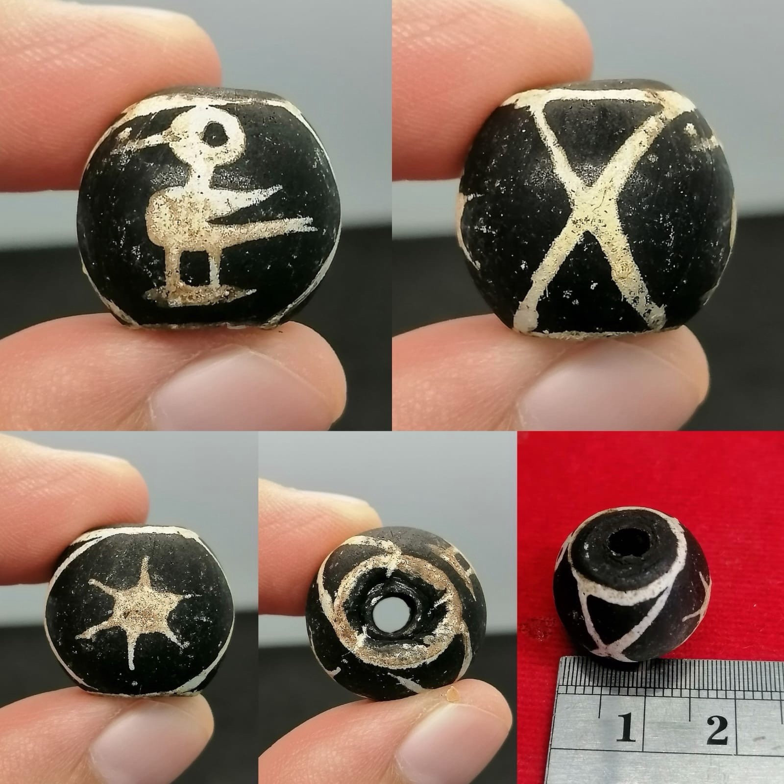 Antique  Black Stone Etched Bird Star Amulet Bead Rare Roman Bead