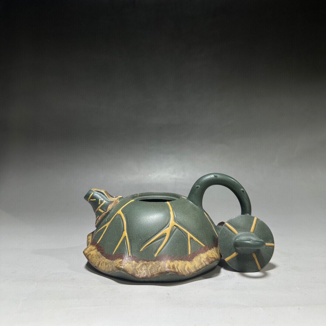 5.7in Chinese Yixing Zisha Nutral Clay Artisan Craft Lotus Teapot Limited