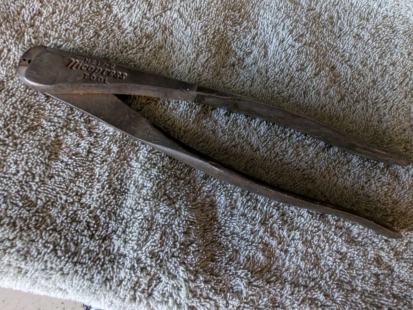 Vintage Nicopress Tool  No. 17-2 Wire Crimper Pliers