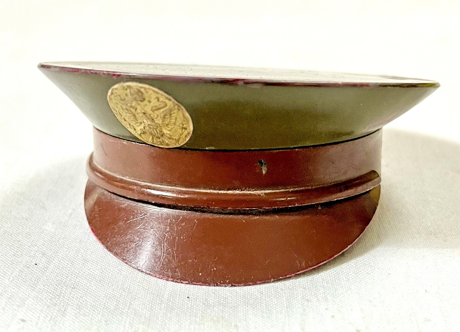VTG WWII Henriette Military Hat Powder Compact 1940s Army Sweetheart Novelty