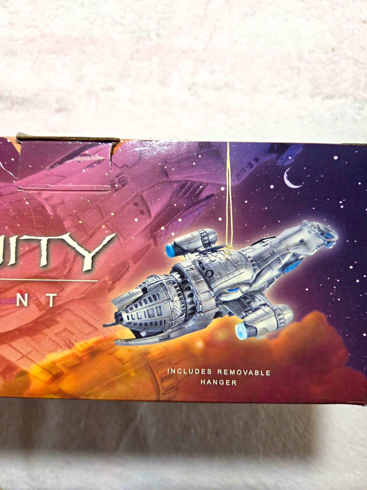 Dark Horse Deluxe Serenity Ornament 2006 Firefly w/ Removable Hanger & Base Dark Horse Deluxe Serenity Ornament 2006 Firefly w/ Removable Hanger & Base