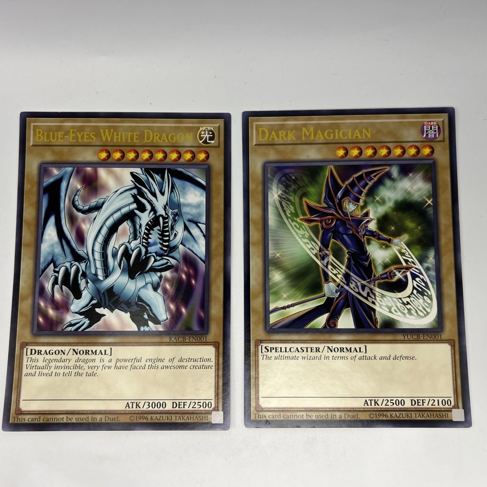 Yugioh Jumbo Oversized 2 Card Set - Blue-Eyes White Dragon & Dark Magician T4509